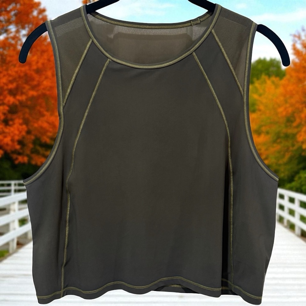 LuLuLemon Olive Green Mesh Detail Athletic Tennis Pickleball Crop Tank Size S/M